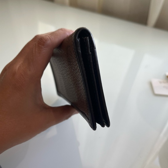 MCM LONG BROWN VISETOS BIFOLD WALLET - Picture 3 of 11